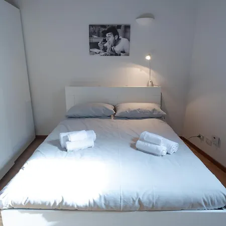 Apartment De Caris Bari